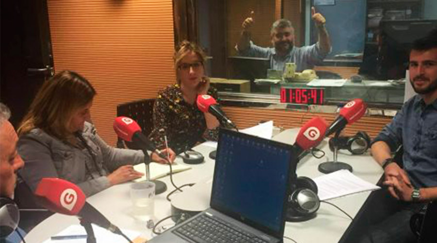 Marta e Iván en entrevista de radio